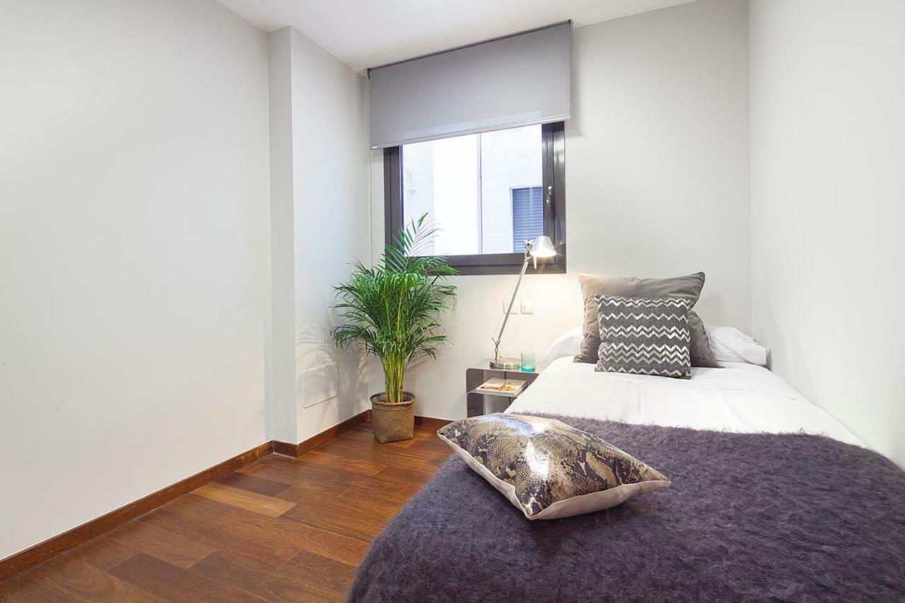 My Space Barcelona Pool Garden Apartments Esterno foto